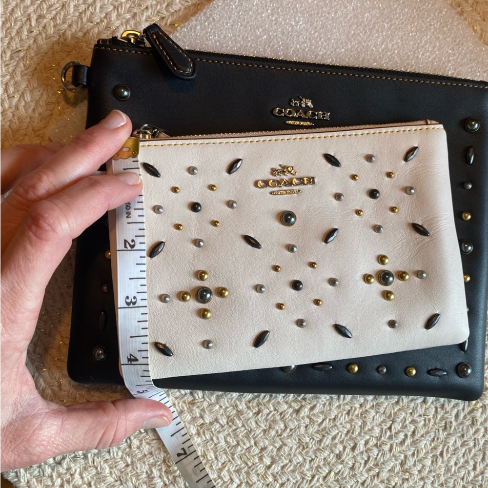 Coach Rivet Wristlet Set Beautiful! - Picture 7 of 7